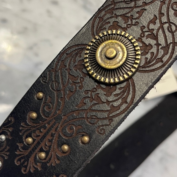 Free People Studded Embossed Leather Belt S/M NWT - Picture 8 of 8